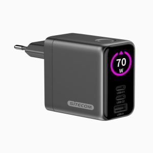 140W GaN Power Delivery Wall Charger with full color LED display